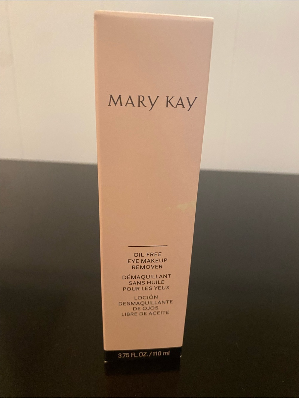Mary Kay Oil-Free Eye Makeup Remover - Picture 3 of 7